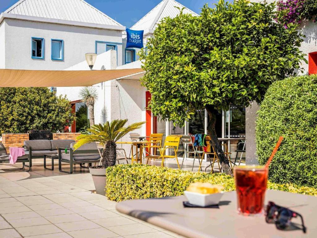 Ibis Sud Saint Charles