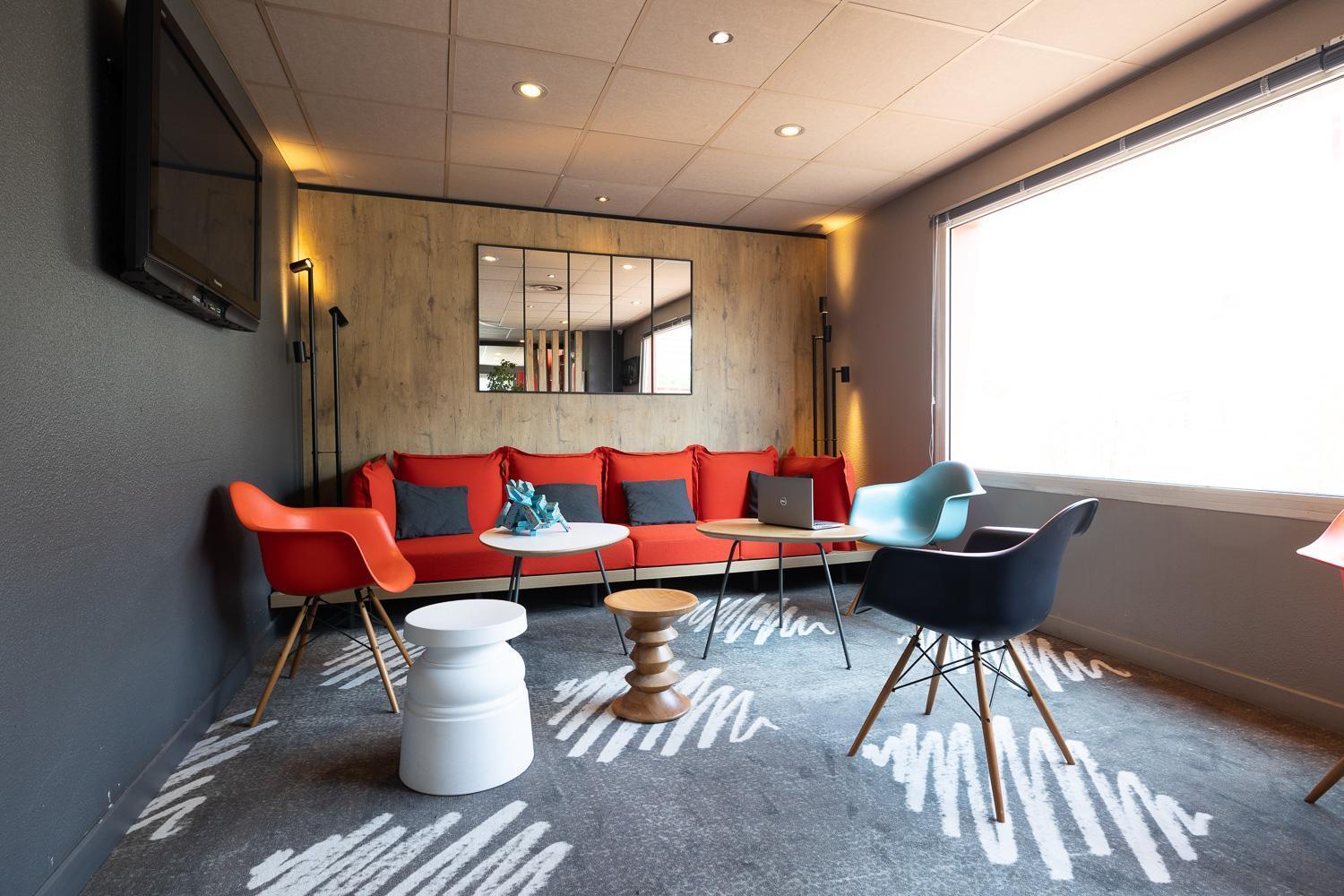 Ibis Sud Saint Charles 3*